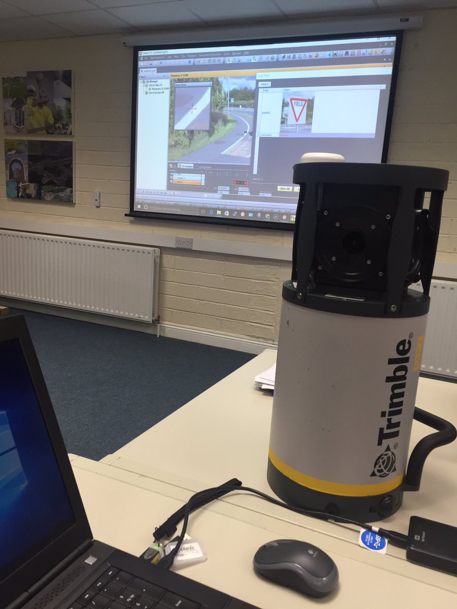 TRIMBLE MX7